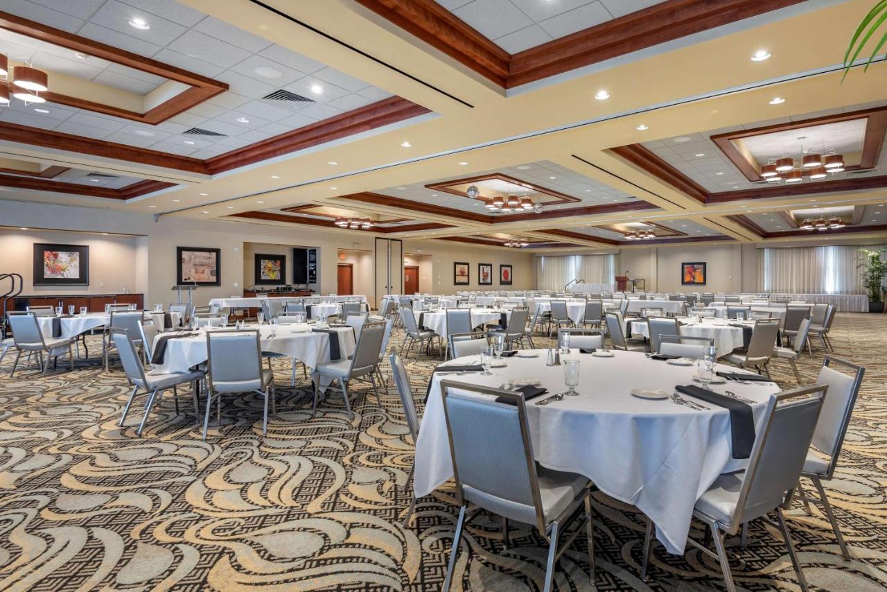 Best Western Plus Oswego Hotel And Conference Center Dış mekan fotoğraf